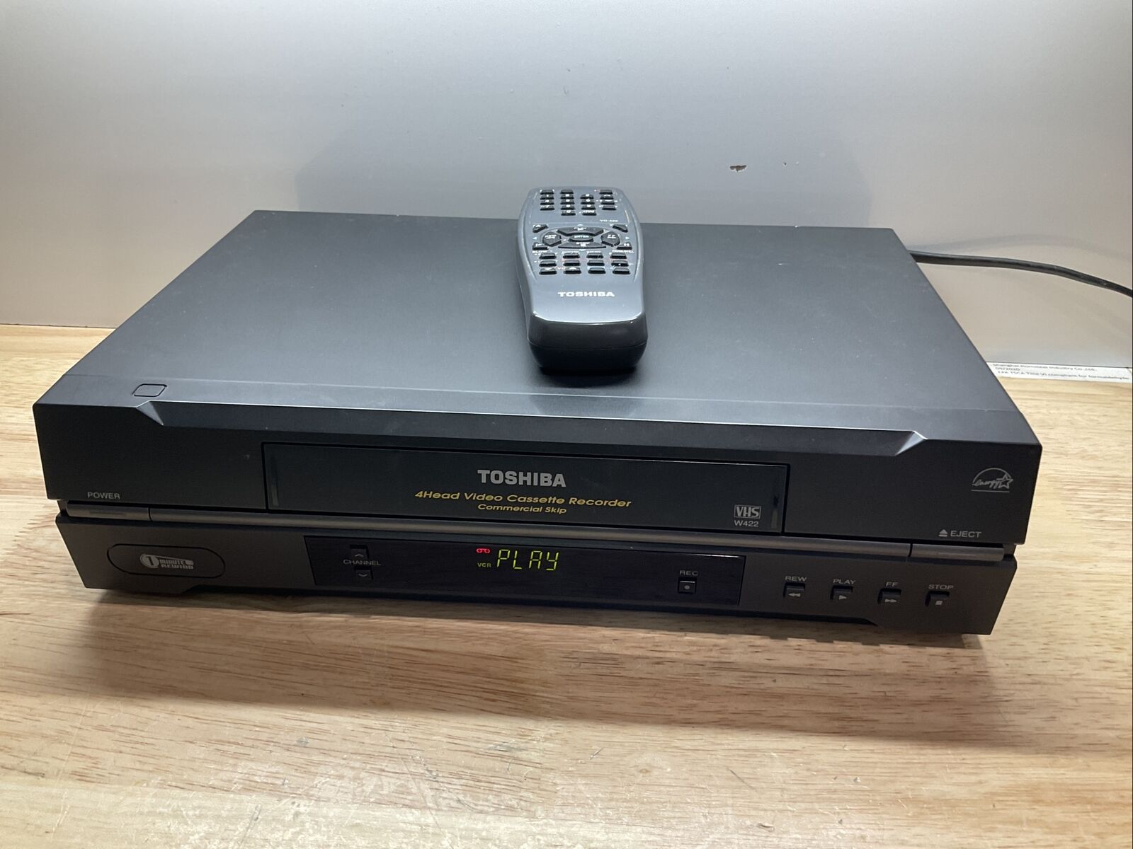 Toshiba Vcr W-422 4-head Video Cassette Recorder Vhs Player With Remote
