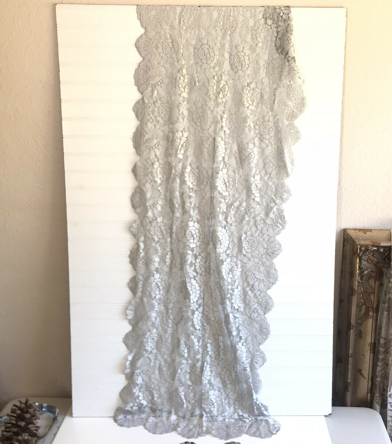 Vintage Scalloped Fine Lace Table Runner Scarf 58 X 19” Gray Floral Flowers Good