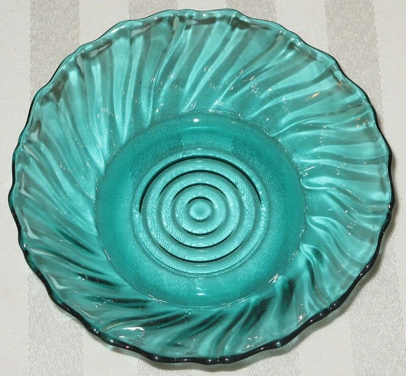 Jeannette Glass Swirl 5 1/4" Berry Bowl Ultramarine