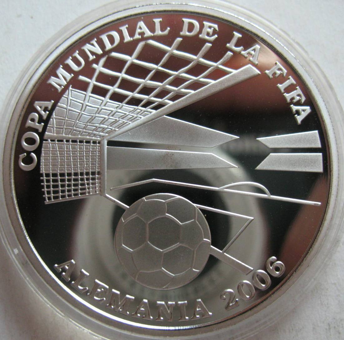 Paraguay 1 Guarani 2004 Silver Proof Coin Fifa Germany 2006
