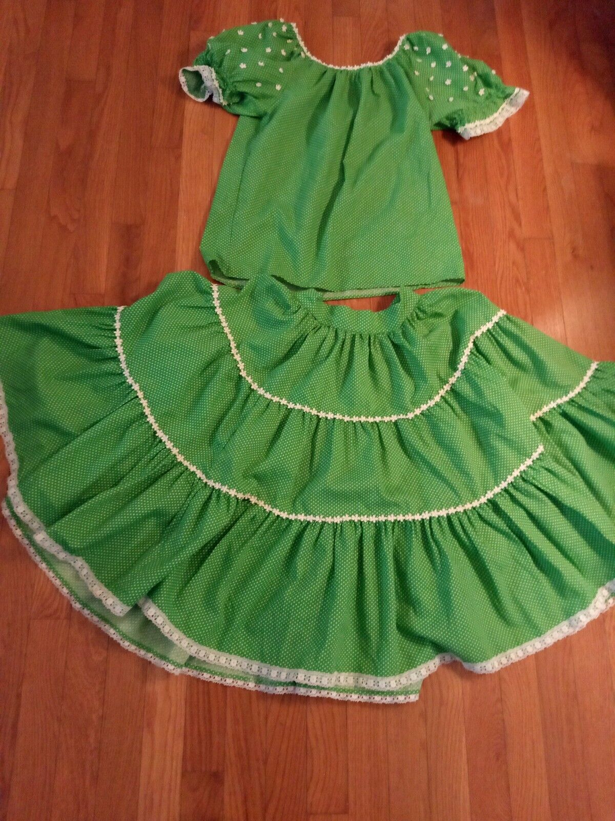 Vintage Square Dance Skirt And Top Size S Green With White Polka Dots