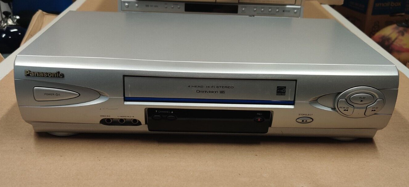 Panasonic Pv-v464s 4 Head Vcr - Silver - Tested Working - No Remote/cables