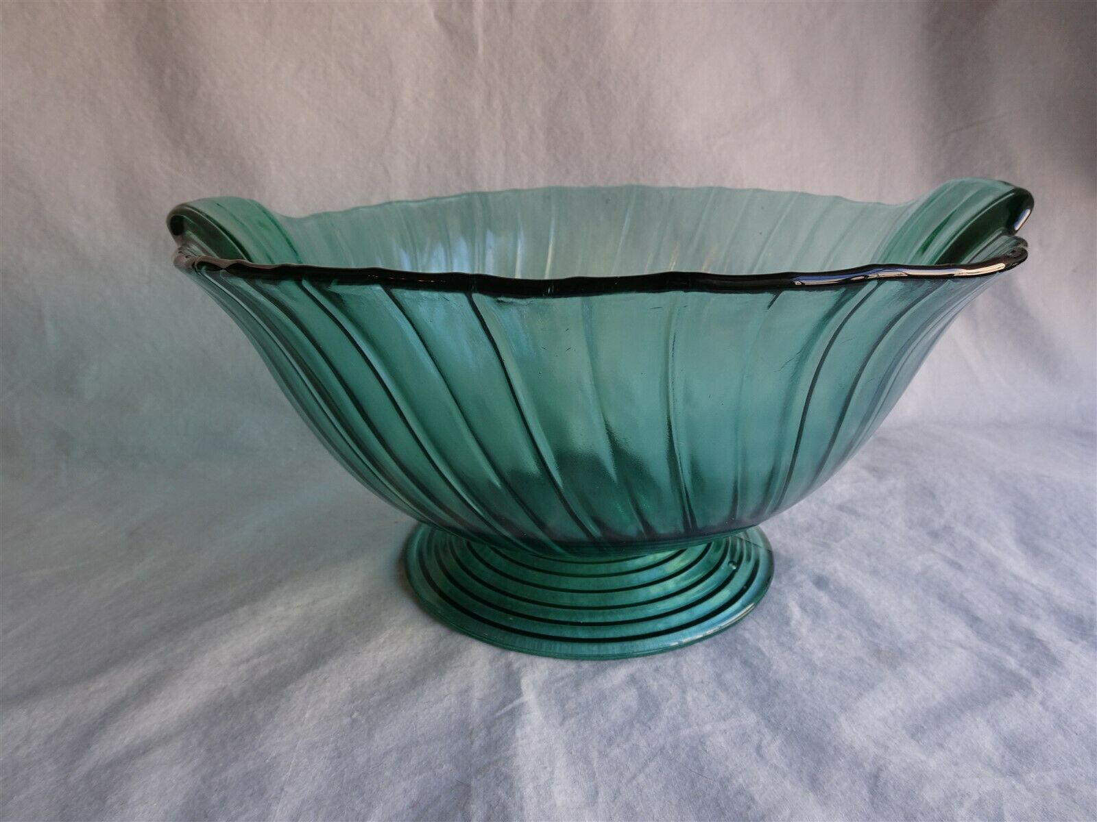 Vintage Jeannette Glass Ultramarine Petal Swirl Two Handled Footed Serving Bowl