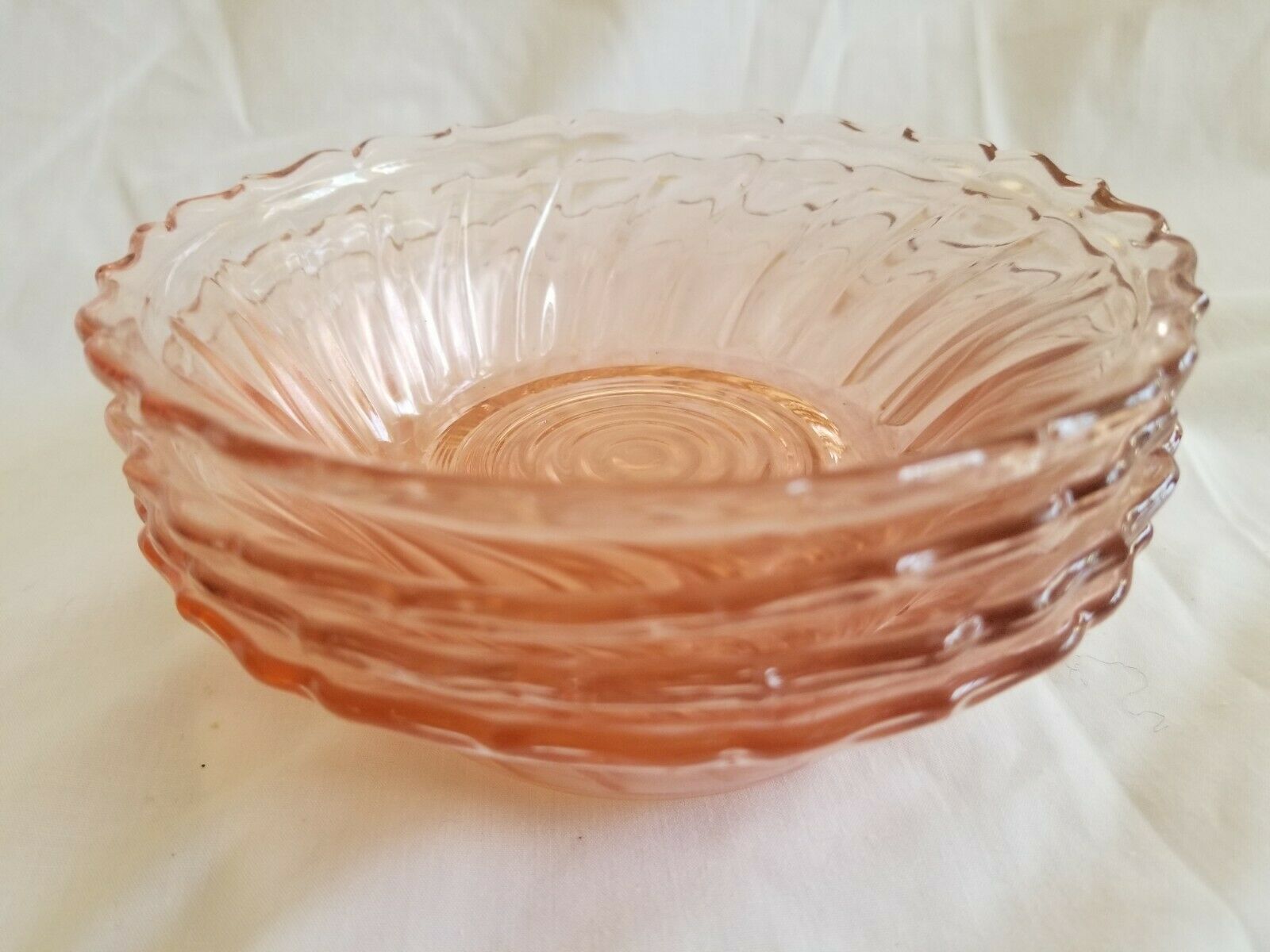 Jeanette Pink Depression Swirl Small Glass Berry Bowls   Set 4